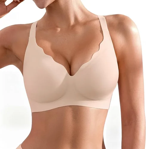 Wireless bra with a wide band, soft moulded cups and no underwire.